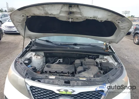 2011 Kia Sorento Lx from USA, damaged, VIN 5XYKTCA11BG014754